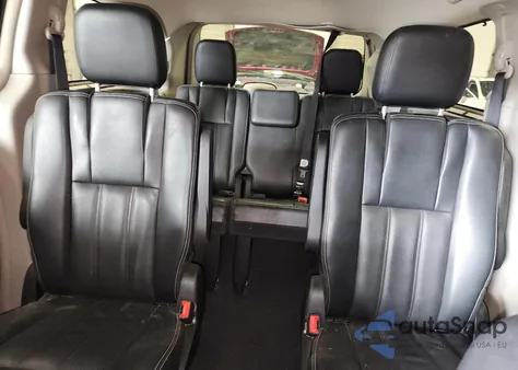 2013 Chrysler Town & Country Touring L from USA, damaged, VIN 2C4RC1CG5DR589958